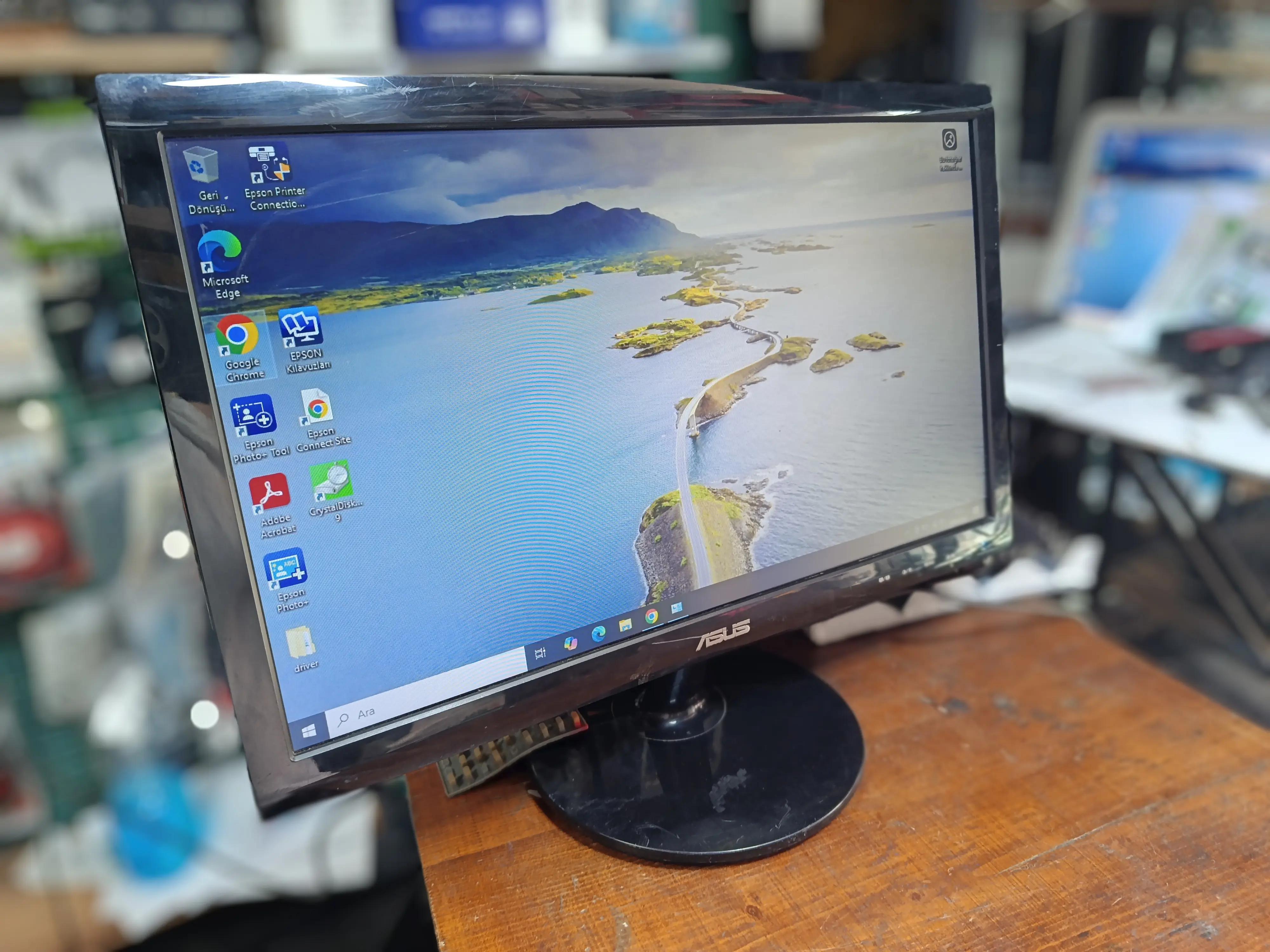 Asus VS197DE 18.5" 5 ms HD Ready 75 Hz Monitör